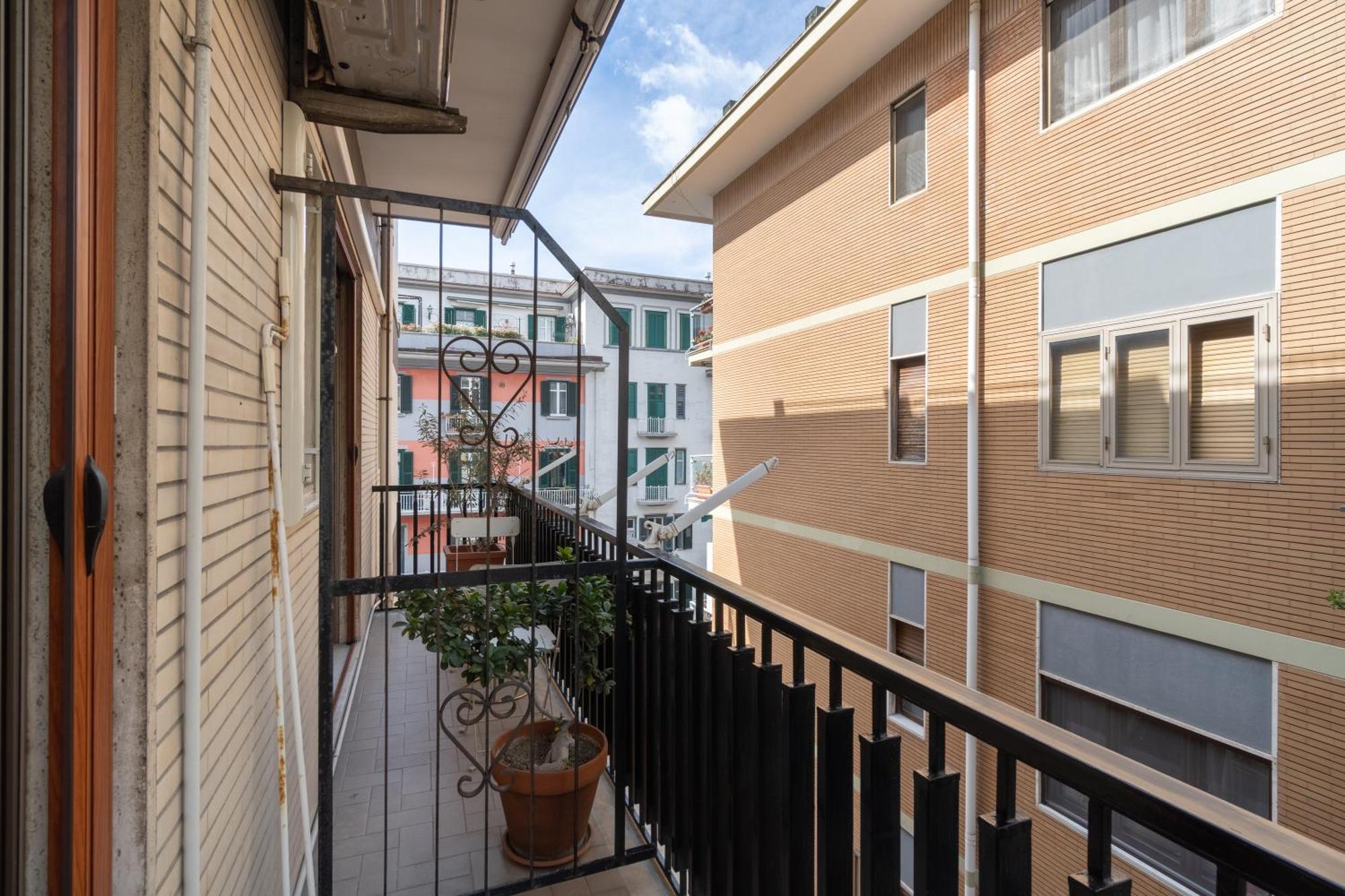 Starhost - Golden Suite Salerno Exterior foto